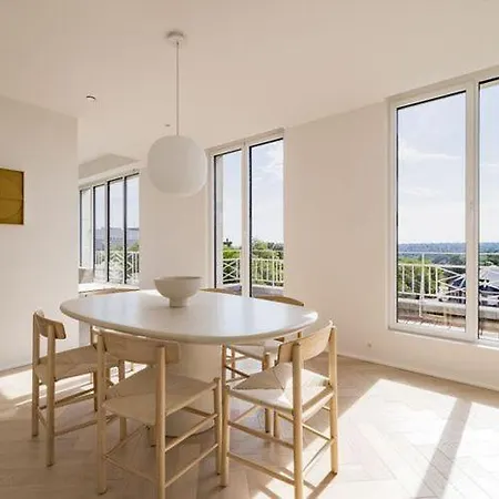 Luxeliving Rentals Apartment *